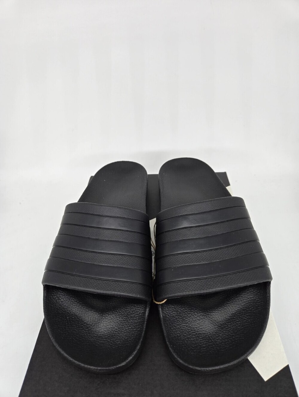 Adilette Men's Aqua Slides F35550 Triple Core Black Shoes Size 11 - Picture 4 of 7